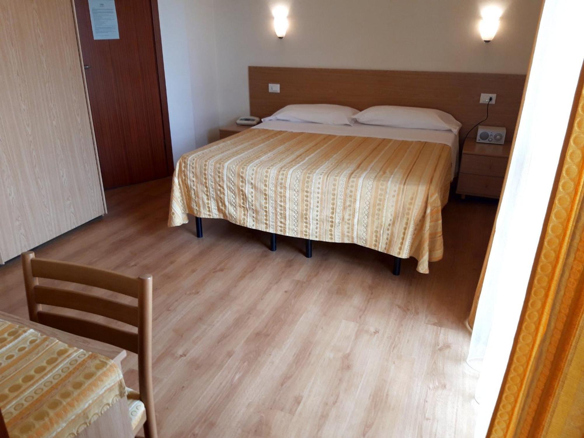 Hotel Mariani Λίντο ντι Καμαϊόρε Εξωτερικό φωτογραφία